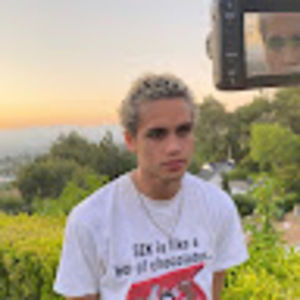 Meet your Posher, Brady